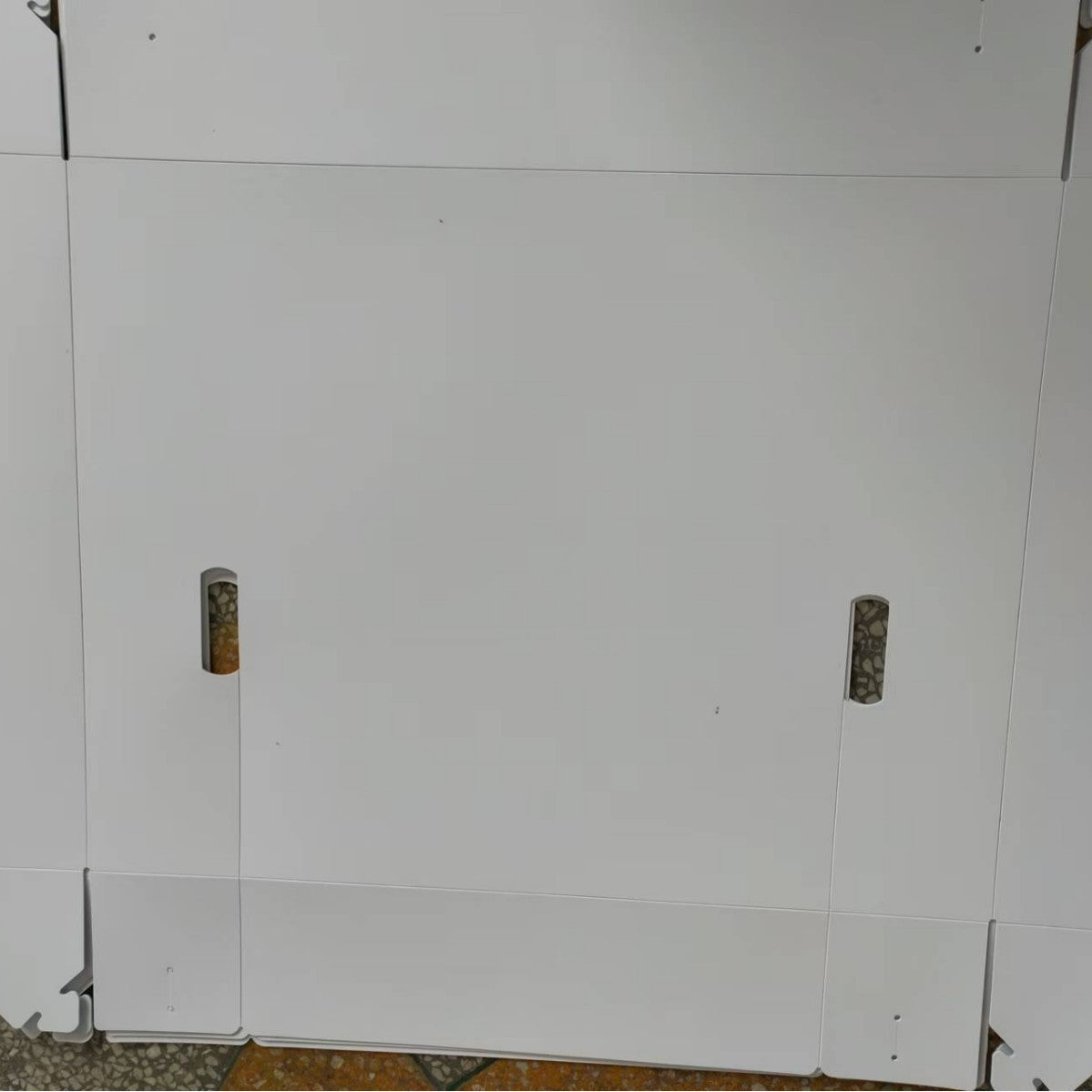 ChatGPT said:  Child Floor Food Catcher for Self-Feeding