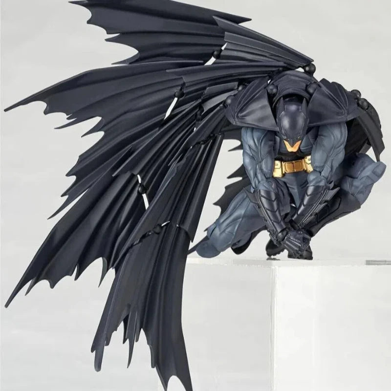 16cm DC Yamaguchi-style Batman Action Figure